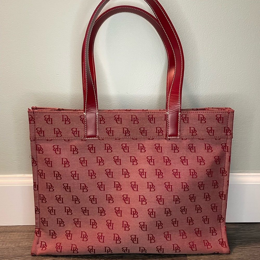 Dooney & Bourke Tote Bag - Picture 16 of 16